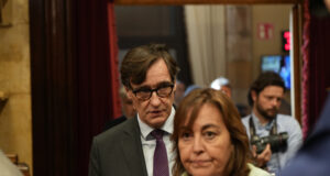 Illa, als crítics amb la presència dels mossos als centres educatius: “Quina por tenen a provar-ho?”